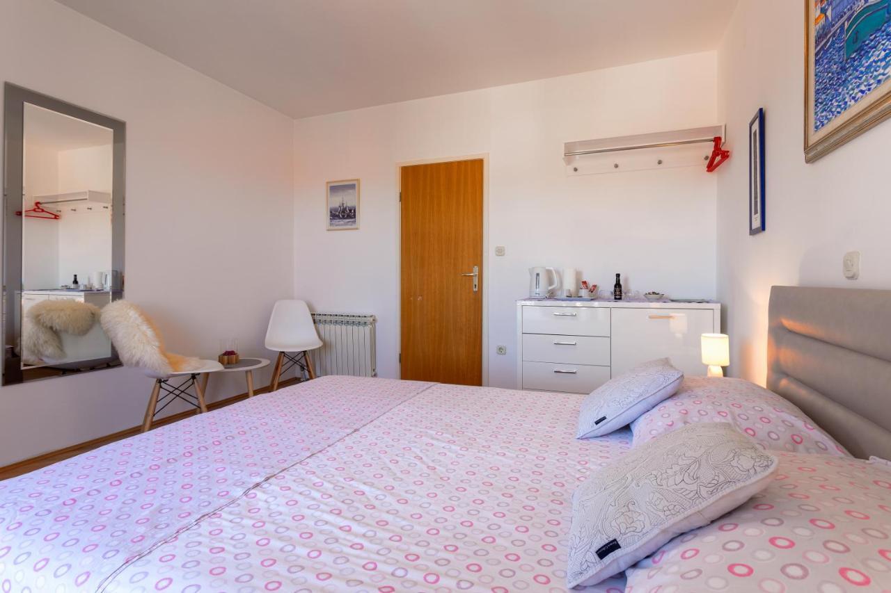 Apartments Jakic Hvar Town Extérieur photo