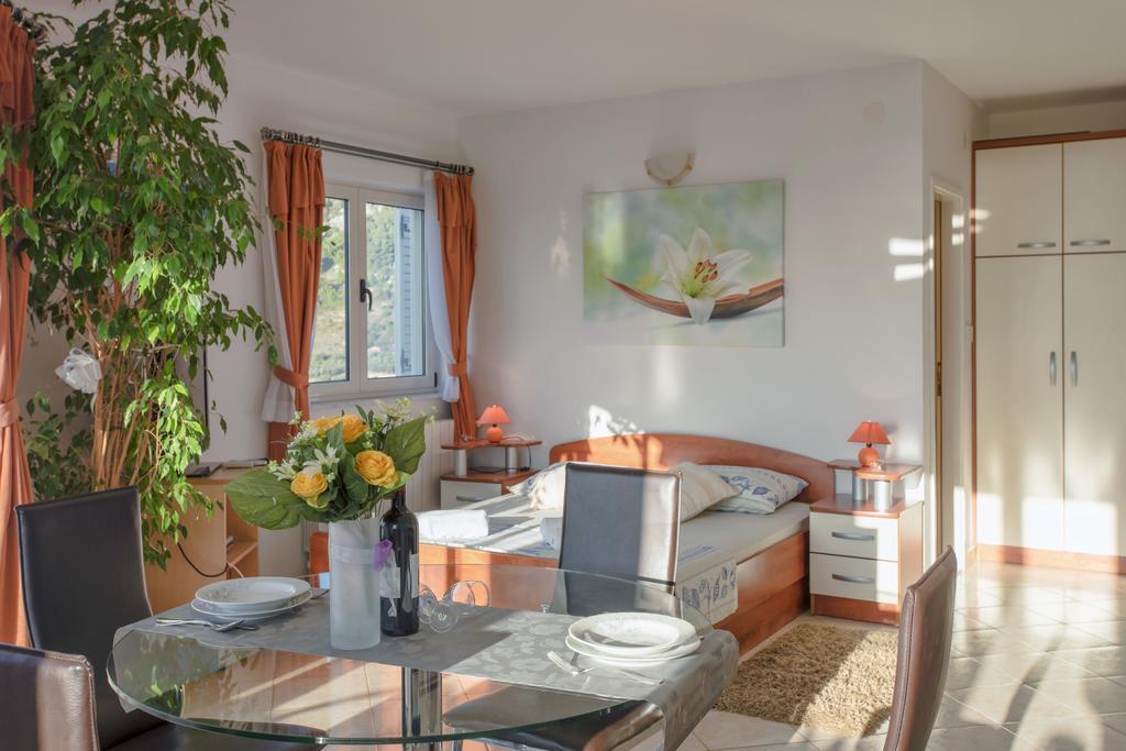 Apartments Jakic Hvar Town Chambre photo